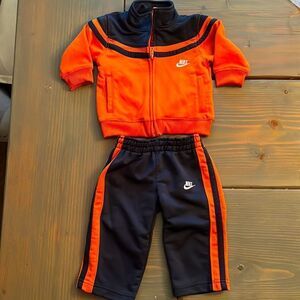 Nike Jogger Set (NWOT)